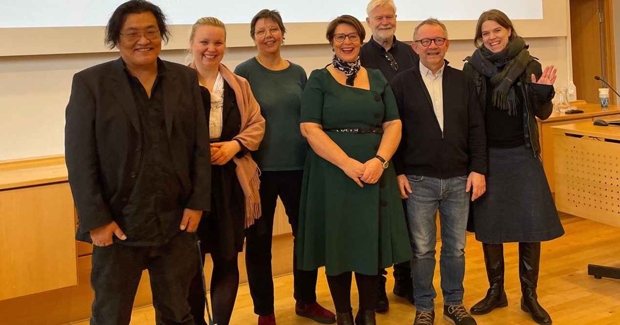 Bilde av partnerne bak Boligmerke: Ole Pedersen i Nedenfra, Ida Hjeltnes i Norsk Eiendom, Karin Lindgård i Pådriv, Tone Tellevik i Norsk Eiendom, Sigmund Aunan og Lars Aasen i Leieboerforeningen og Mathilde Blichfeldt Mjønes i Pådriv.